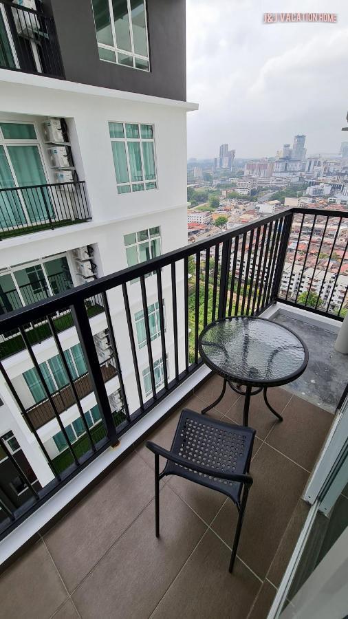J&J Vacation Home@Novo8 Residence Kampong Tambak Buitenkant foto